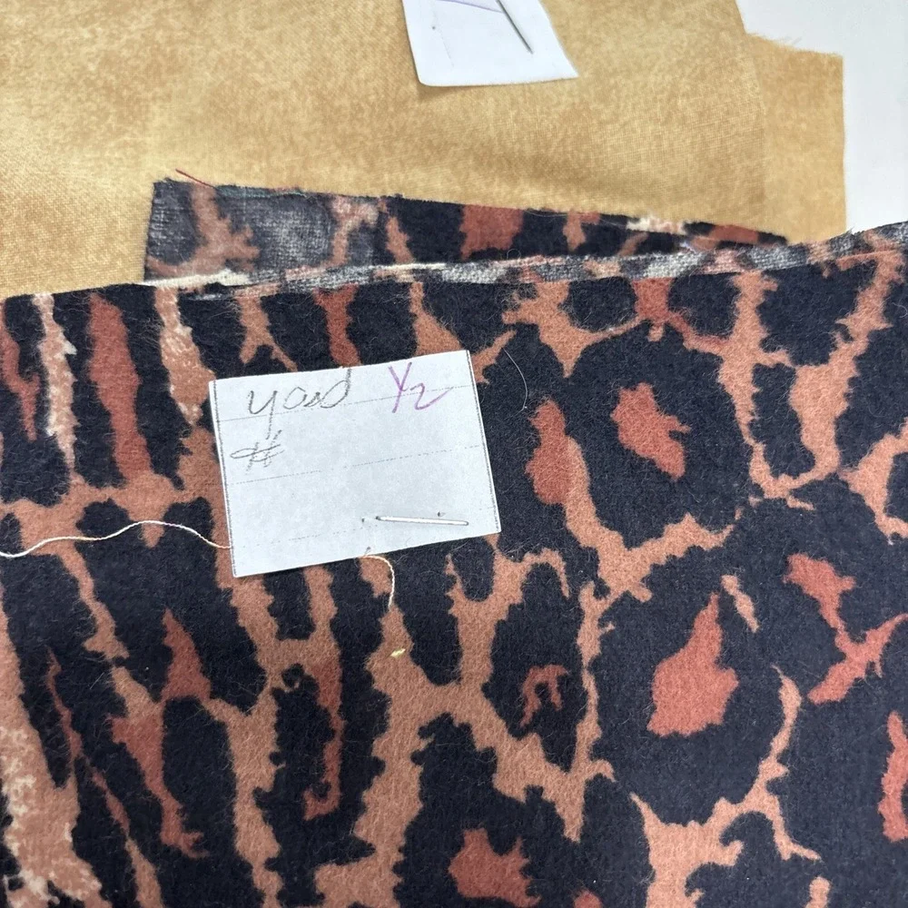 Quilting Cotton, Bundle brown/giraffe/ Tiger 7 pieces READ